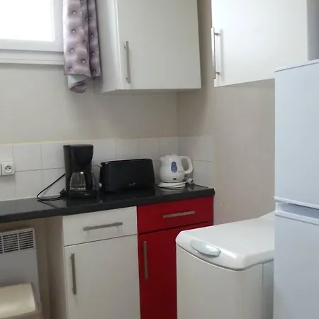 F2 Avec Balcon, Ascenseur Et Proche Thermes A - Fr-1-571-62 Apartmán Balaruc-les-Bains