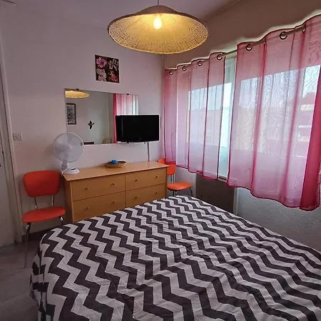 F2 Avec Balcon, Ascenseur Et Proche Thermes A - Fr-1-571-62 Apartmán *