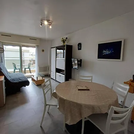 F2 Avec Balcon, Ascenseur Et Proche Thermes A - Fr-1-571-62 Apartmán