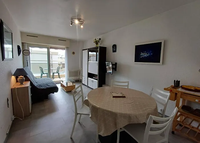 F2 Avec Balcon, Ascenseur Et Proche Thermes A - Fr-1-571-62 Apartamento