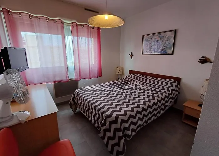 F2 Avec Balcon, Ascenseur Et Proche Thermes A - Fr-1-571-62 Apartamento Balaruc-les-Bains