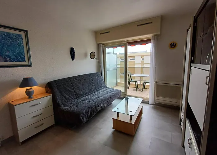 F2 Avec Balcon, Ascenseur Et Proche Thermes A - Fr-1-571-62 Apartamento